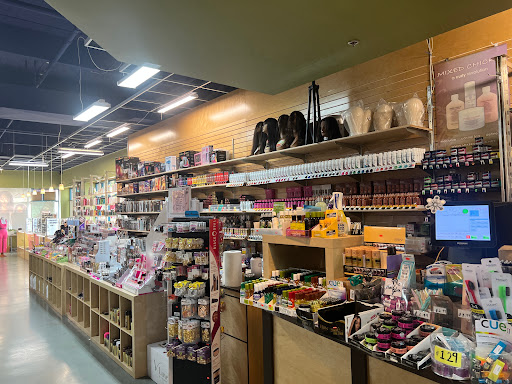 Beauty Supply Store «Mid-K Beauty Supply», reviews and photos, 5408 NE M L King Blvd, Portland, OR 97211, USA