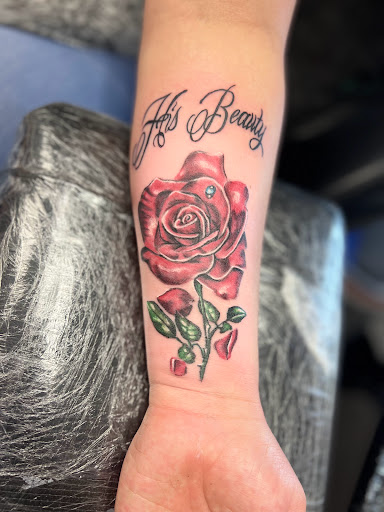 Explore luna name tattoo ideas, creative tattoo ideas in Abilene, available at Lino Ink Tattoo Studio