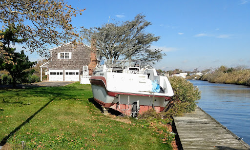 Memorial Park «James Caples Memorial Park», reviews and photos, 16 Victoria Dr, Amityville, NY 11701, USA