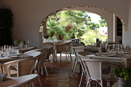 Ресторан на берегу - Carrer de la Manta, 7, 03720 Benissa, Alicante, España