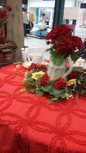 Gift Shop «Country Charm Boutique», reviews and photos, 3501 N Granville Ave, Muncie, IN 47303, USA