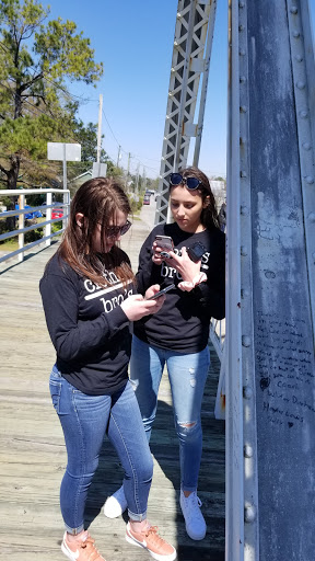 Tourist Attraction «One Tree Hill: The Bridge», reviews and photos, 694 N 6th St, Wilmington, NC 28401, USA