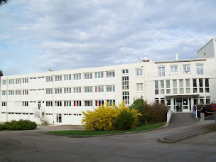 Photo n°1 de Espace Saint EX - Foyer des Jeunes Travailleurs - Habitat Jeunes à Autun ()