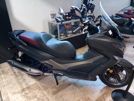 Motor Scooter Dealer «Vespa Queens», reviews and photos, 37-43 Crescent St, Long Island City, NY 11101, USA