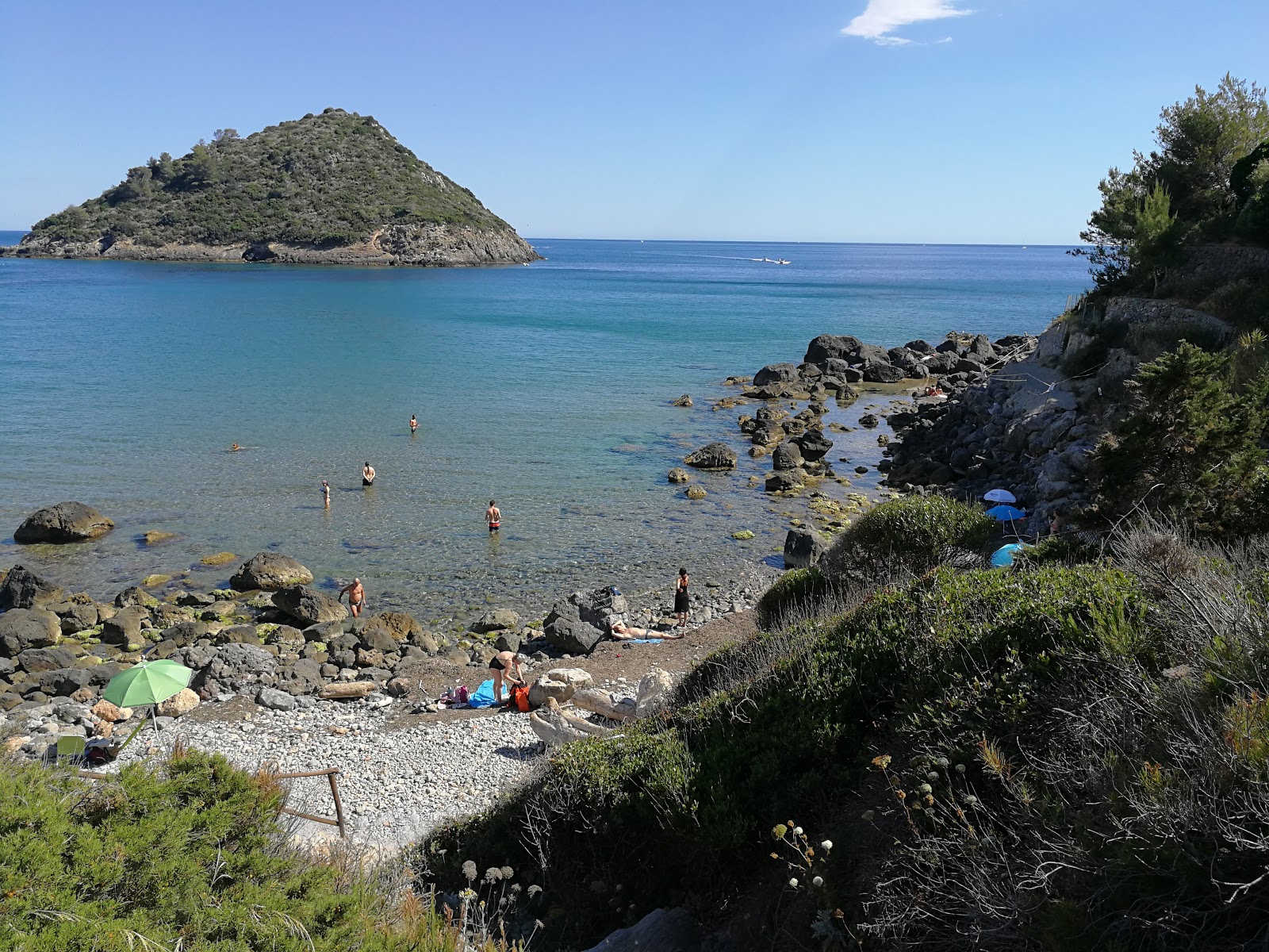 Zdjęcie Riva del Marchese z mała zatoka