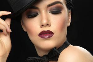 KDLR Beauty Labs | Luxury Makeup Artistry & Classes