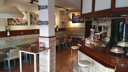 Café Bar Twente - San Bartolome Kalea, 2, 48300 Vizcaya, Bizkaia, Spain