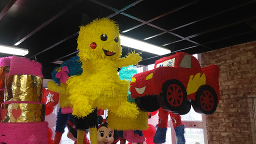 Party Store «Eventos Magicos And Piñatas», reviews and photos, 514 N Main St, Duncanville, TX 75116, USA