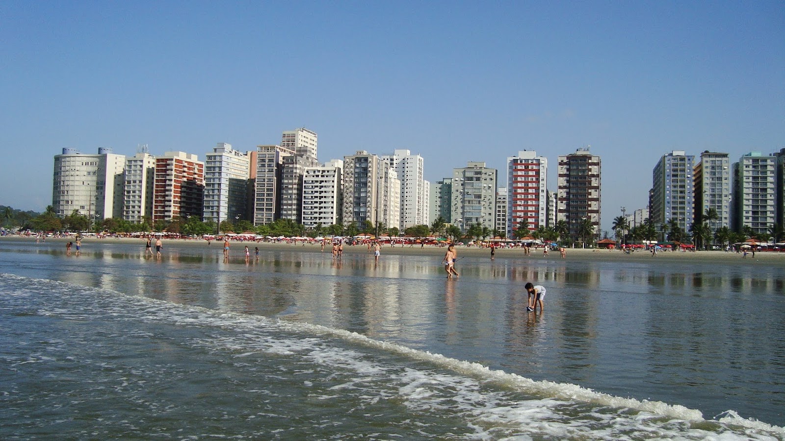 Foto von Itararé Strand mit langer gerader strand
