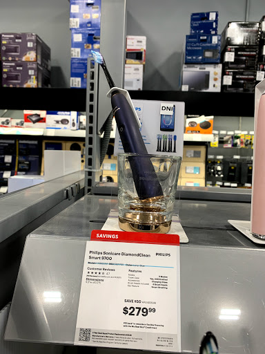 Electronics Store «Best Buy», reviews and photos, 1405 Spring Meadows Dr, Holland, OH 43528, USA