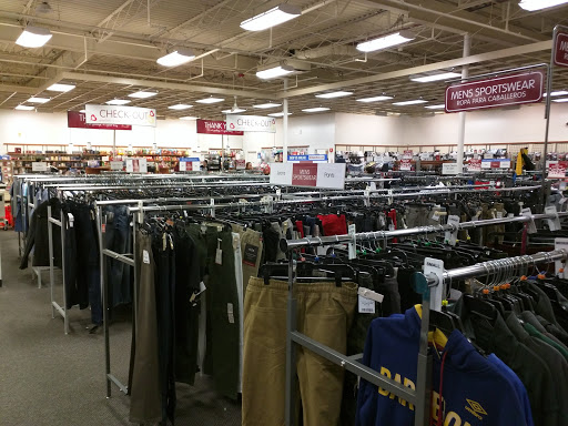 Clothing Store «Burlington Coat Factory», reviews and photos, 1 Padanaram Rd, Danbury, CT 06811, USA