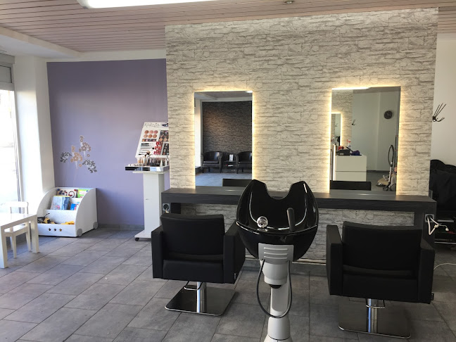 Coiffuresalon Top Hair - Glarus Nord