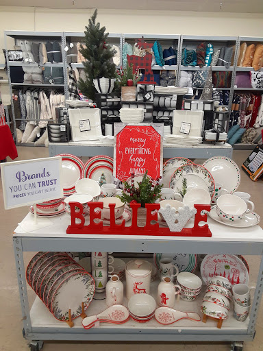 Home Goods Store «Tuesday Morning», reviews and photos, 6808 Huebner Rd, San Antonio, TX 78238, USA