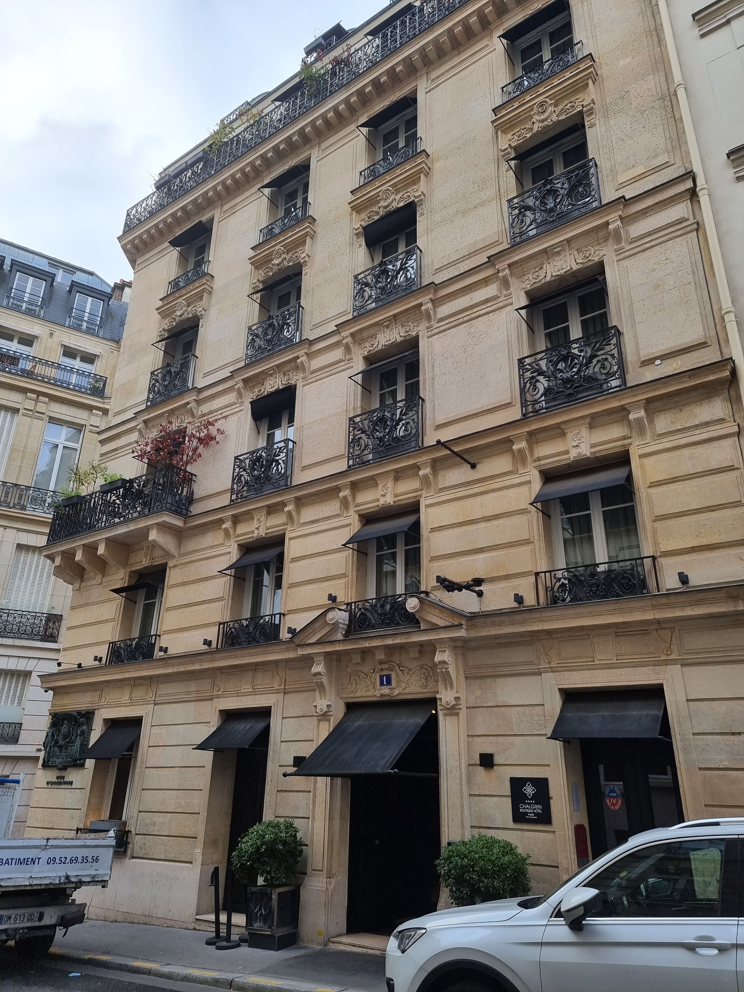 Photo n° 9 de l'avis de Aziz.m fait le 04/12/2022 à 18:40