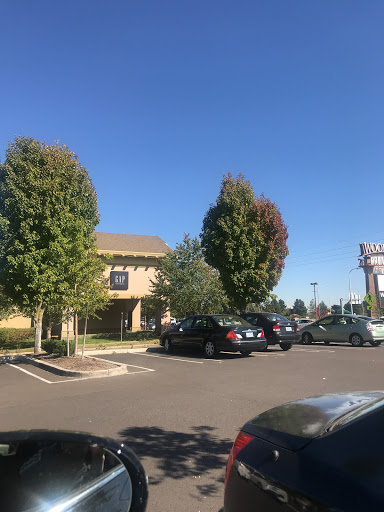 Clothing Store «Banana Republic», reviews and photos, 1001 N Arney Rd, Woodburn, OR 97071, USA