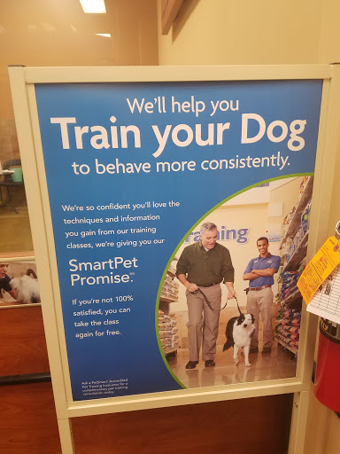 Pet Supply Store «PetSmart», reviews and photos, 3670 Von Schilling Dr, Hampton, VA 23666, USA