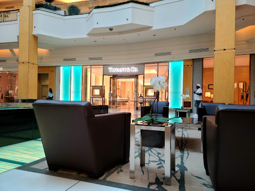 Jewelry Store «Tiffany & Co.», reviews and photos, 2801 W Big Beaver Rd, Troy, MI 48084, USA