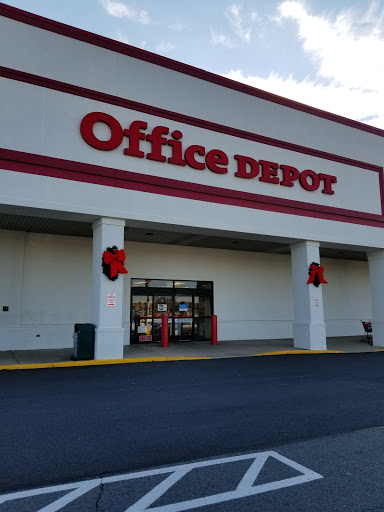 Office Supply Store «Office Depot», reviews and photos, 2901 Gallows Rd, Falls Church, VA 22042, USA