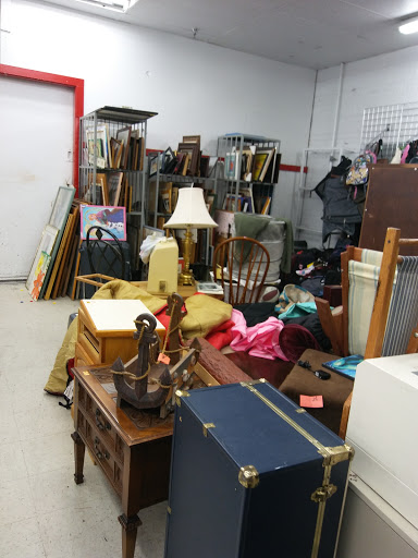 Thrift Store «Village Discount Outlet Store 01», reviews and photos, 6419 S Kedzie Ave, Chicago, IL 60629, USA