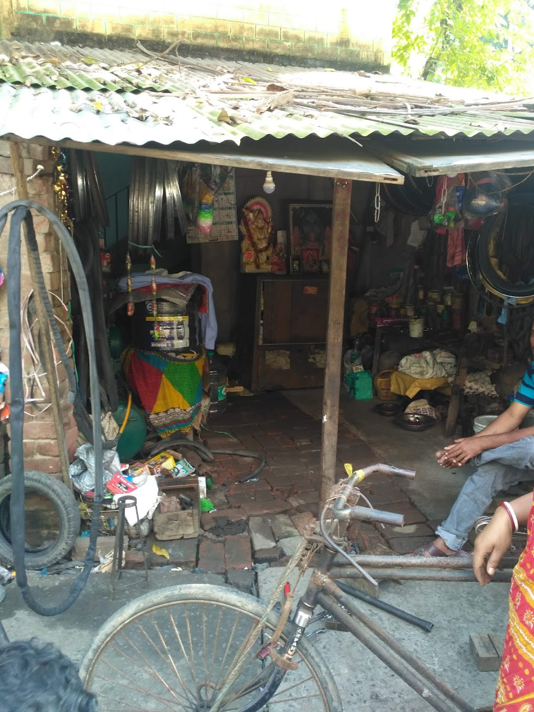 Mana Cycle Shop