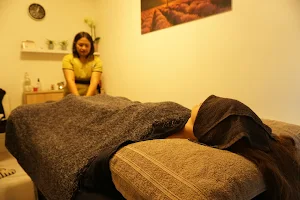 Sainam Massagepraktijk image