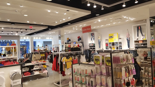 Clothing Store «Forever 21», reviews and photos, 6531 Springfield Mall, Springfield, VA 22150, USA