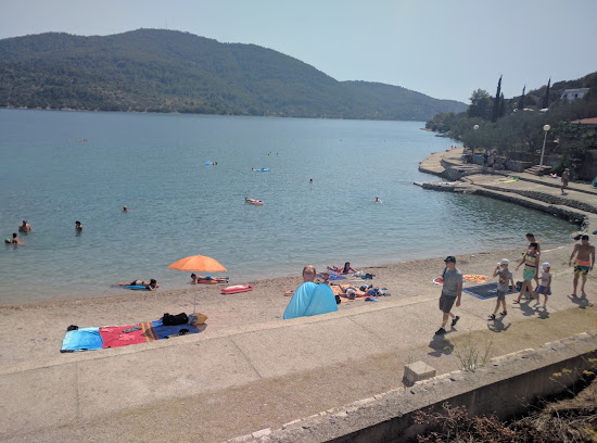 Plitvine beach