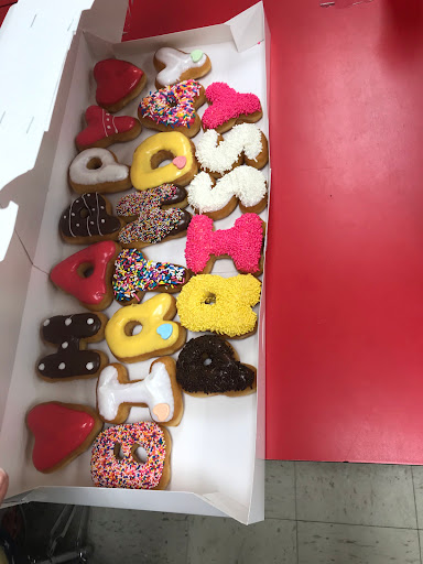 Donut Shop «Ferguson Donut Shop», reviews and photos, 8537 Ferguson Rd, Dallas, TX 75228, USA