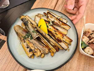 Photo n°23 de Restaurant poissonnerie Le Pointu à Istres ()