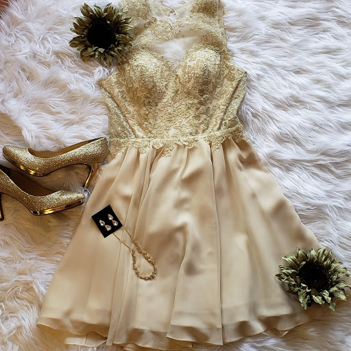 Consignment Shop «The White Pear Formal Consignment Boutique», reviews and photos, 1128 W Market St, Pottsville, PA 17901, USA