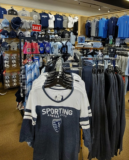 Sportswear Store «Rally House Boardwalk», reviews and photos, 8650 N Boardwalk Ave, Kansas City, MO 64154, USA