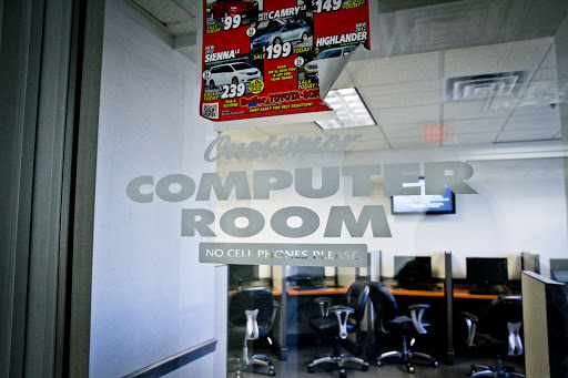 Car Dealer «Butler Toyota», reviews and photos, 9419 N Aronson Rd, Indianapolis, IN 46240, USA