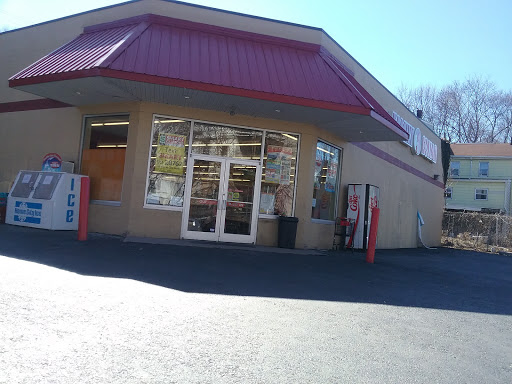 Dollar Store «FAMILY DOLLAR», reviews and photos, 1013 W Market St, Pottsville, PA 17901, USA