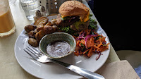 Hamburger végétarien du Restaurant végétalien Jah Jah By Le Tricycle à Paris - n°1