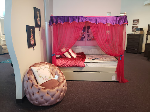 Furniture Store «Rooms To Go Furniture Store - Daytona Beach», reviews and photos, 2375 W International Speedway Blvd, Daytona Beach, FL 32114, USA