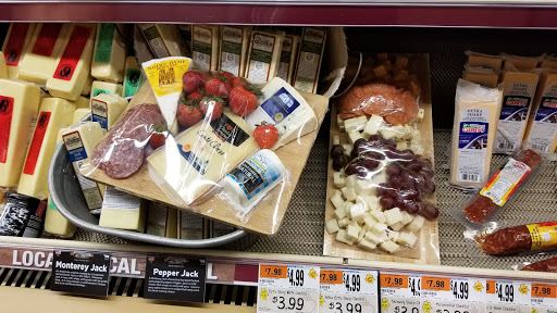 Produce Market «Fresh Acres Market», reviews and photos, 1941 Wilbraham Rd, Springfield, MA 01129, USA