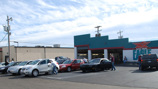 From Eagle Auto Wash & Detailing Salon en Topeka