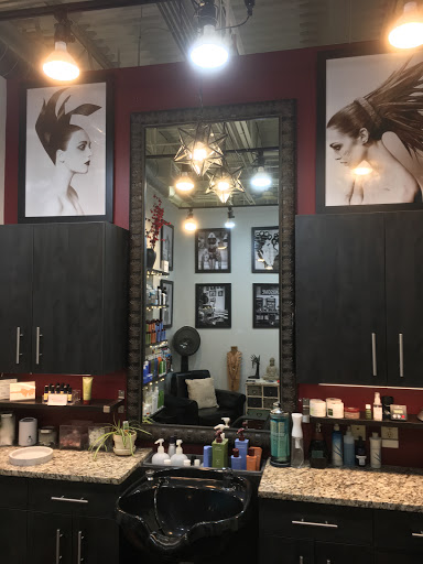 Hair Salon «Hair Design by Tom», reviews and photos, 12330 Wayzata Blvd #13, Minnetonka, MN 55305, USA