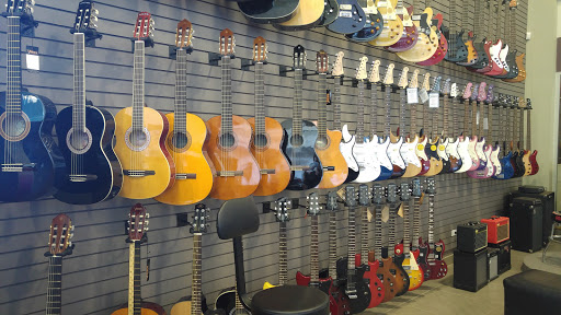 Instrument stores Santo Domingo