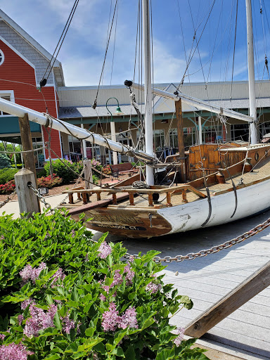 Outlet Mall «Tanger Outlet Westbrook», reviews and photos, 314 Flat Rock Pl, Westbrook, CT 06498, USA