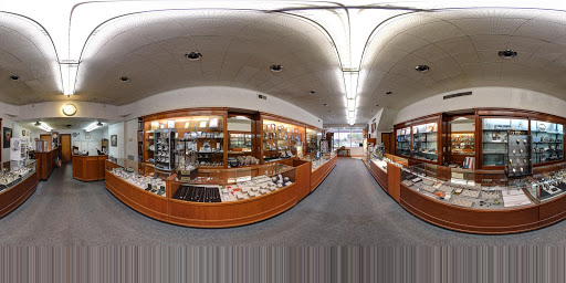 Jewelry Store «Krail Jewelry Store Inc», reviews and photos, 105 N Main St, Fond du Lac, WI 54935, USA