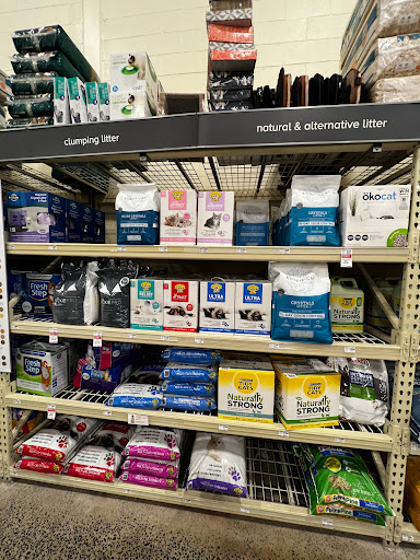 Pet Supply Store «PetSmart», reviews and photos, 67 Consumer Square, Plattsburgh, NY 12901, USA