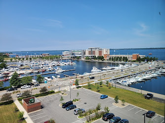 Hampton Inn & Suites Erie Bayfront