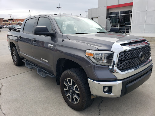 Toyota Dealer «Pitts Toyota», reviews and photos, 210 N Jefferson St, Dublin, GA 31021, USA