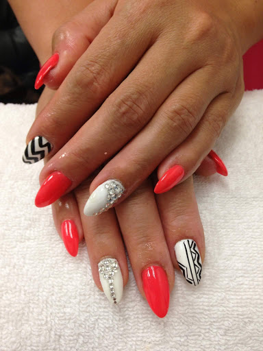 Hair Salon «Hermosa Hair & Nails», reviews and photos, 158 King Rd #20, San Jose, CA 95116, USA