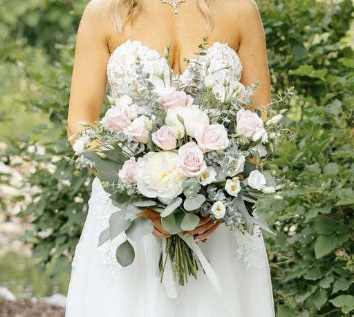 Florist «North Liberty Flower Shop», reviews and photos, 40 Sugar Creek Ln # 2, North Liberty, IA 52317, USA