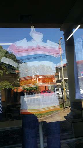 Tiendas para comprar camisetas manga larga mujer Asunción