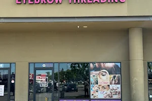 Perfect Eyebrow Threading image