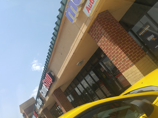 Video Game Store «GameStop», reviews and photos, 1305 Veterans Pkwy STE 800, Clarksville, IN 47129, USA