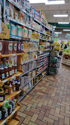 Produce Market «Fresh Farms», reviews and photos, 2626 W Devon Ave, Chicago, IL 60659, USA